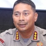 Aliansi Badan Eksekutif Mahasiswa (BEM) se-Jayapura melakukan aksi unjuk rasa menolak program transmigrasi pemerintah Prabowo-Gibran.