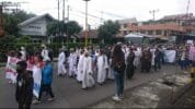 PARA IMAM DI ENDE DEMO TOLAK GEOTHERMAL