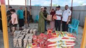 Dinas Ketahanan Pangan serahkan bantuan untuk korban kebarakaran di Pomako