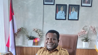 Black and White Retro Y2K Streetwear Clothing Logo 20260331 223820 0000