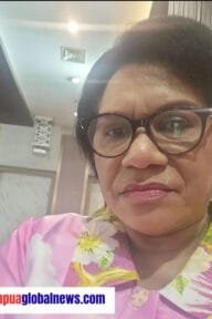 Prof. Dr. Vince Tebay Dosen Administrasi Publik Fisip Uncen