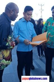 8d7c74b8 f806 4fce b08b 8a9e4de5812e