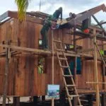 rumah akhir minggu ketiga