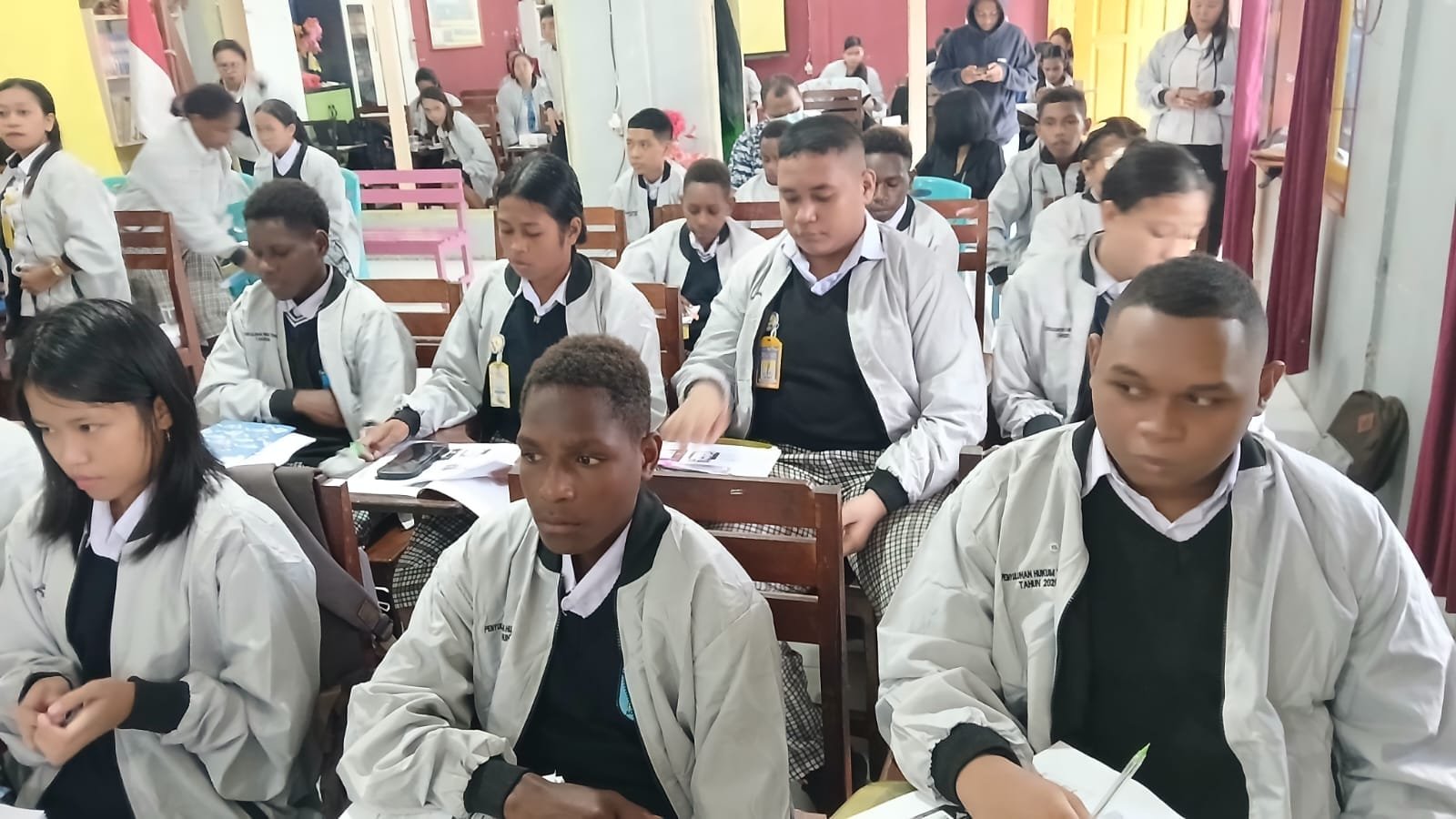 PESERTA SMA KATOLIK SANTA MARIA