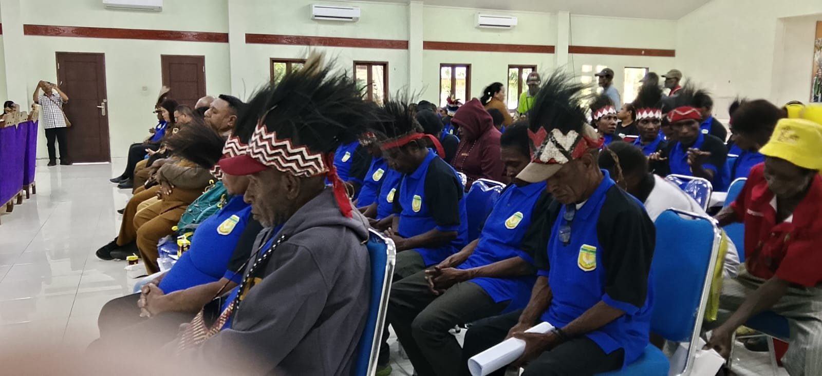 khusuk berdoa