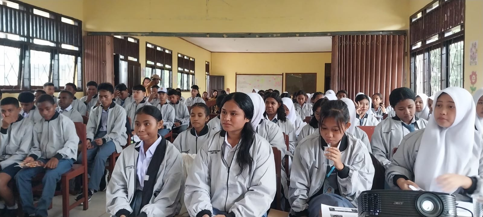 pelajar SMA N 4 SP5